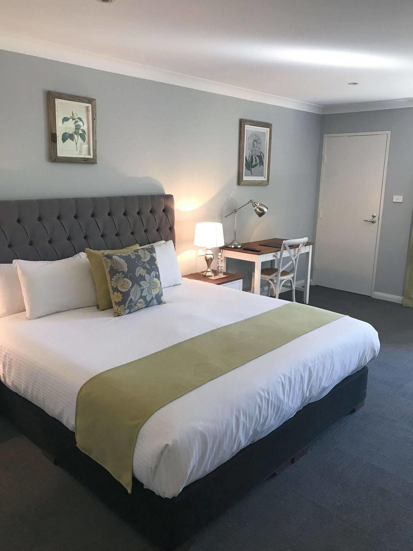 Camden Valley Inn Εξωτερικό φωτογραφία